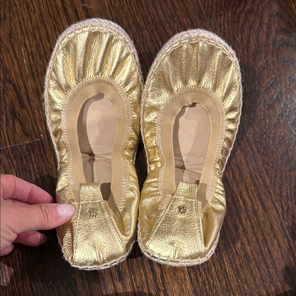 Yosi Samra Shoes - Yosi Samra gold foldable shoes size 7